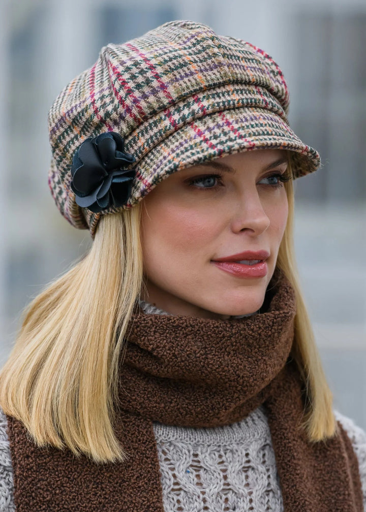 Red, Green and Beige Houndstooth Wool Newsboy Cap 391